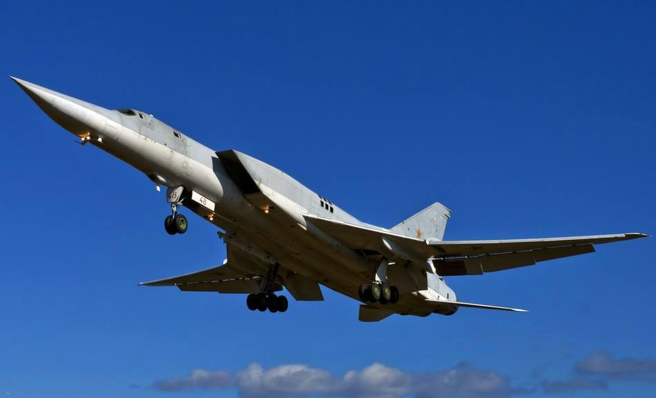 图22逆火轰炸机,老态龙钟,落后时代的战略轰炸机