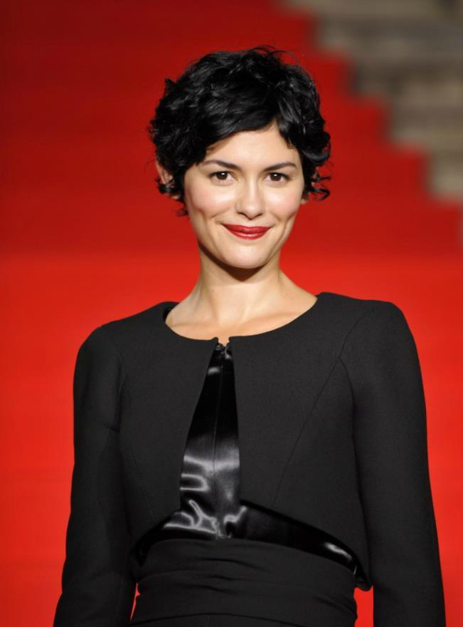 4位法国知名女性,颜值都很高,大部分在电影圈有名