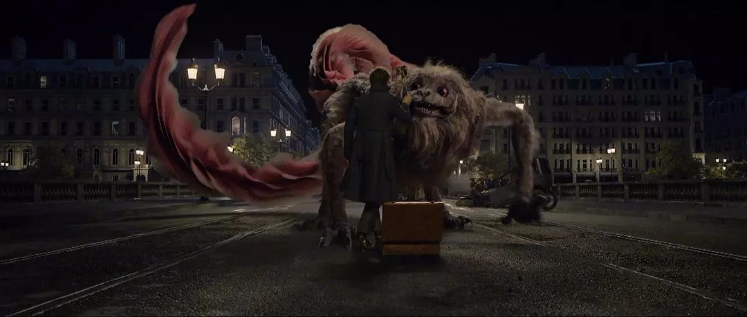 《神奇动物2:格林德沃之罪》一部关于成人惊悚爱情的故事