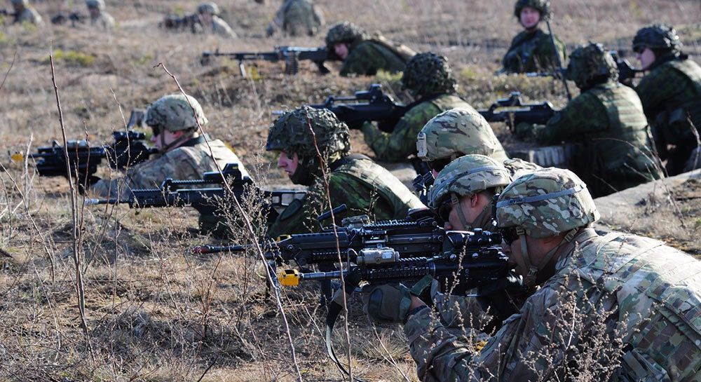 一小时打光上万发炮弹 六千人一个没跑掉|海湾战争|地面部队|装甲师