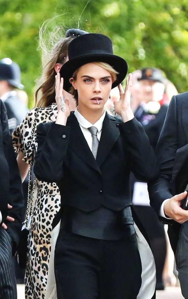 英国公主婚礼成秀场,女士穿礼服斗艳,却被卡抽的燕尾服抢了风头