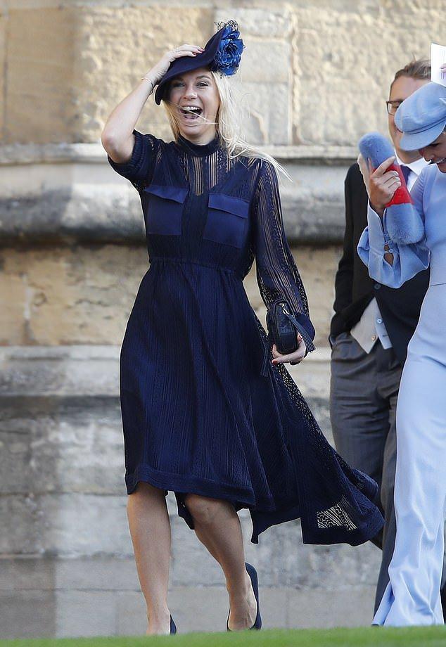 时颇受关注的除了这个前女友之外,还有哈里的另外一个前女友chelsy