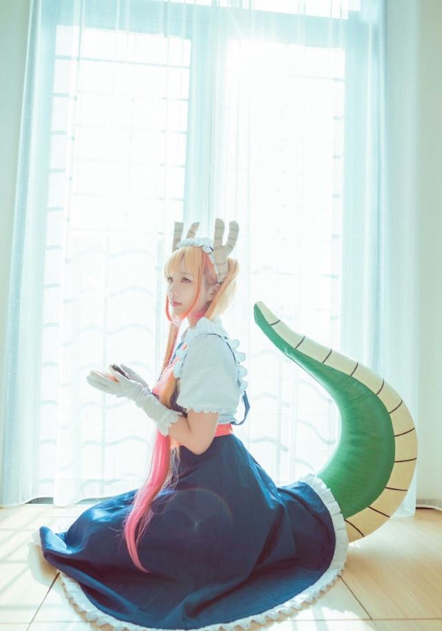 小林家的龙女仆cos组图这样的龙娘真是让人吸一口神清气爽