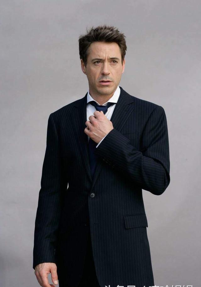 他是漫威宇宙的c位担当,曾经吸毒成瘾,后因一个女人而浪子回头