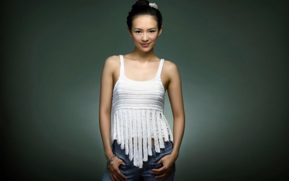 她是娱乐圈中最有地位的一个人,每次她都是第一个发声!