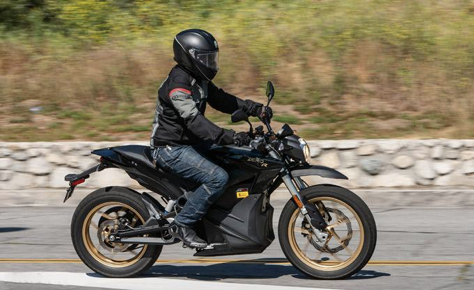 4万高性能电动摩托车zero dsr试驾体验