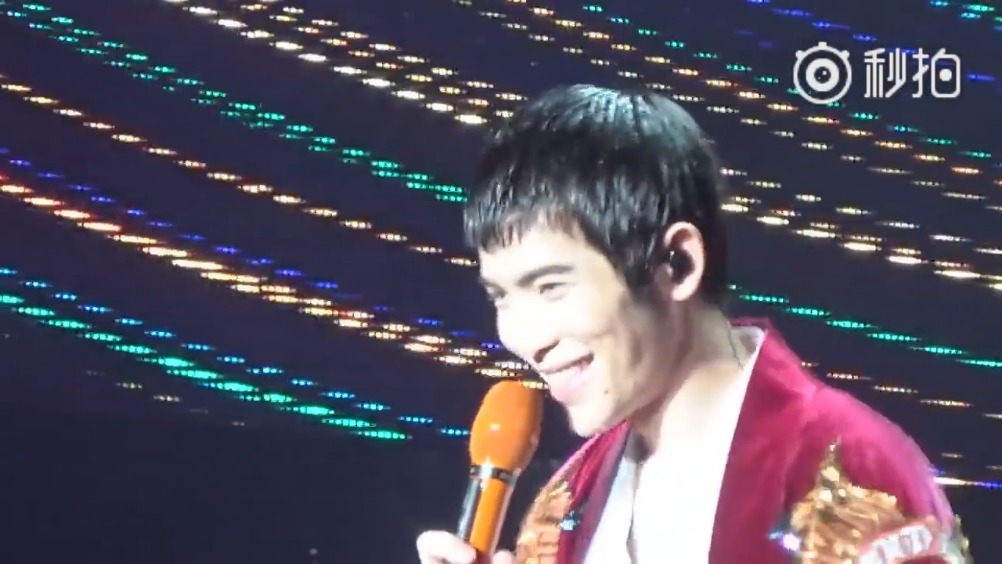 向萧敬腾求雨 《疼爱》是五月天阿信为萧敬腾