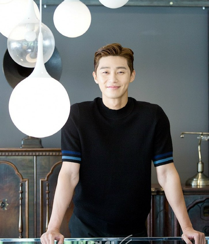 怎么这么帅气可爱这发型和微笑朴叙俊也太有魅力吧