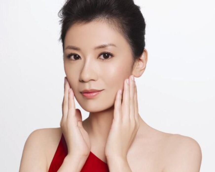 因出演《至尊红颜》而走红,如今已经生子,老公却是个谜