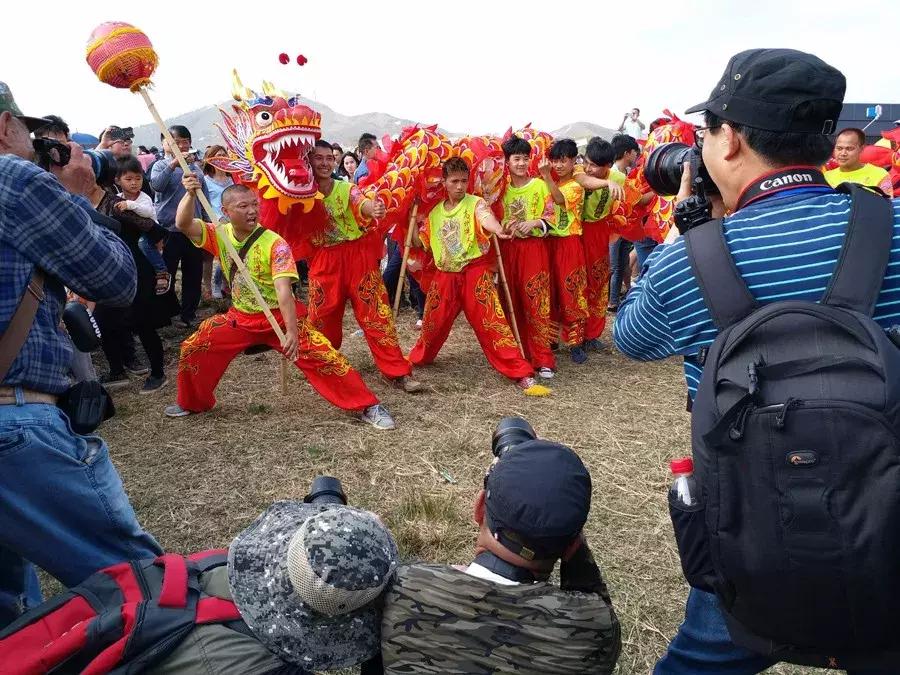 高州沙田"四大园年例"热闹上演, 万人空巷睇"游船"!