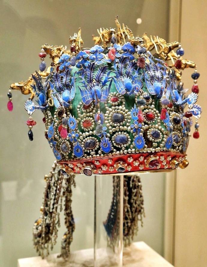 明孝靖皇后凤冠丨1957年在北京市昌平县定陵出土