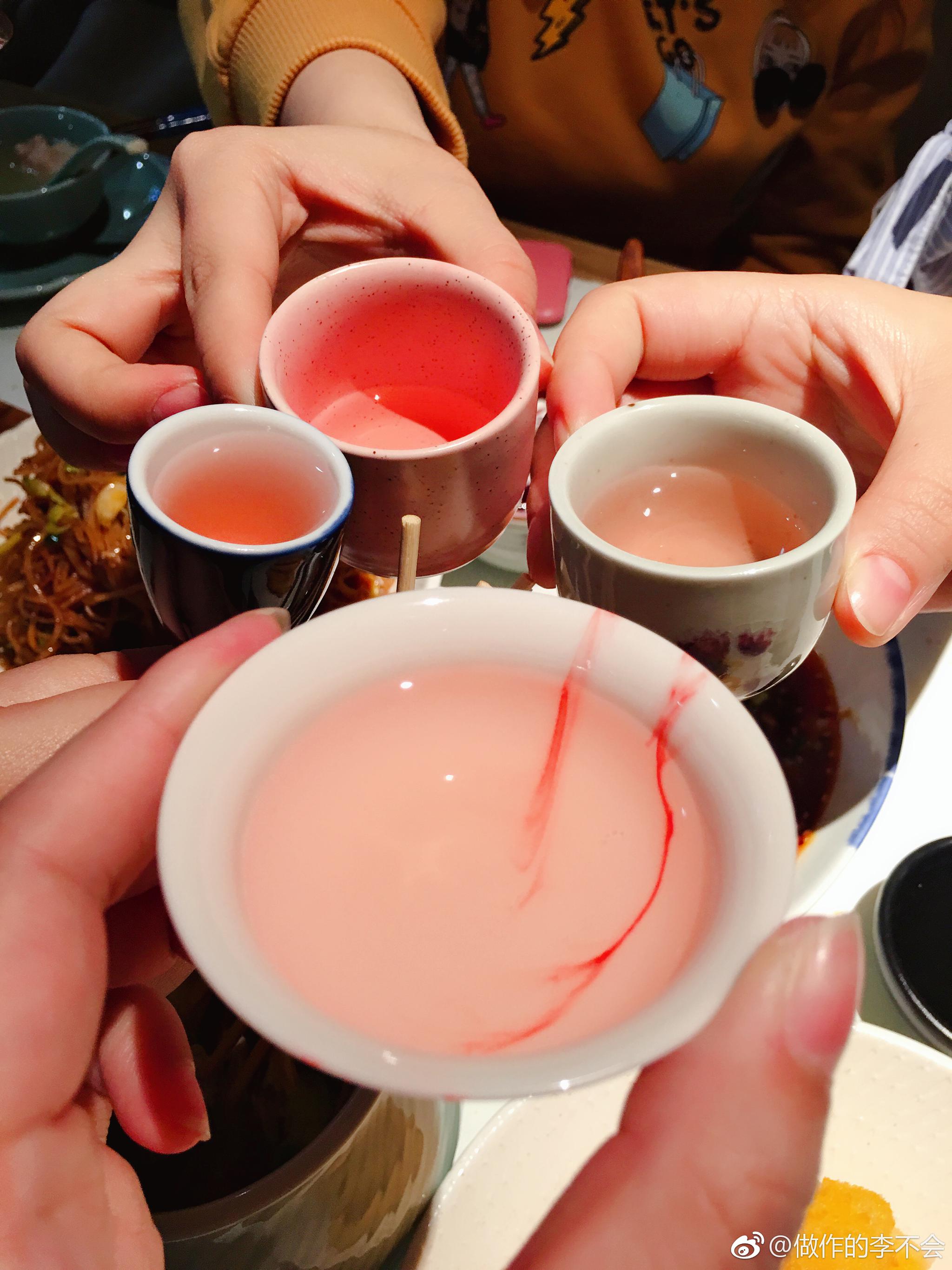 川食酒肆在上海一共两家分店,我们这次来的是长宁龙之梦店,位于长宁路