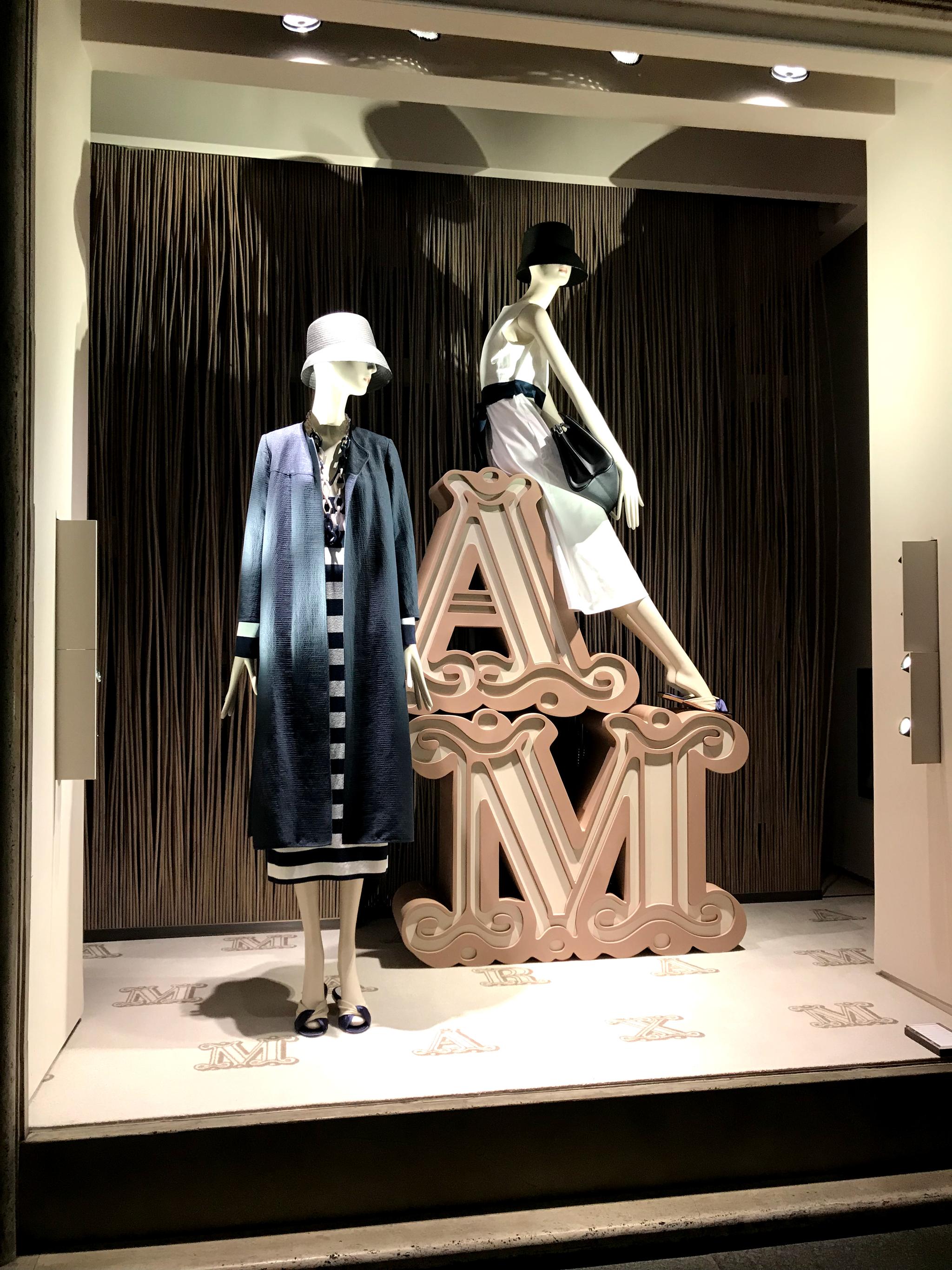 奢侈品牌的橱窗设计