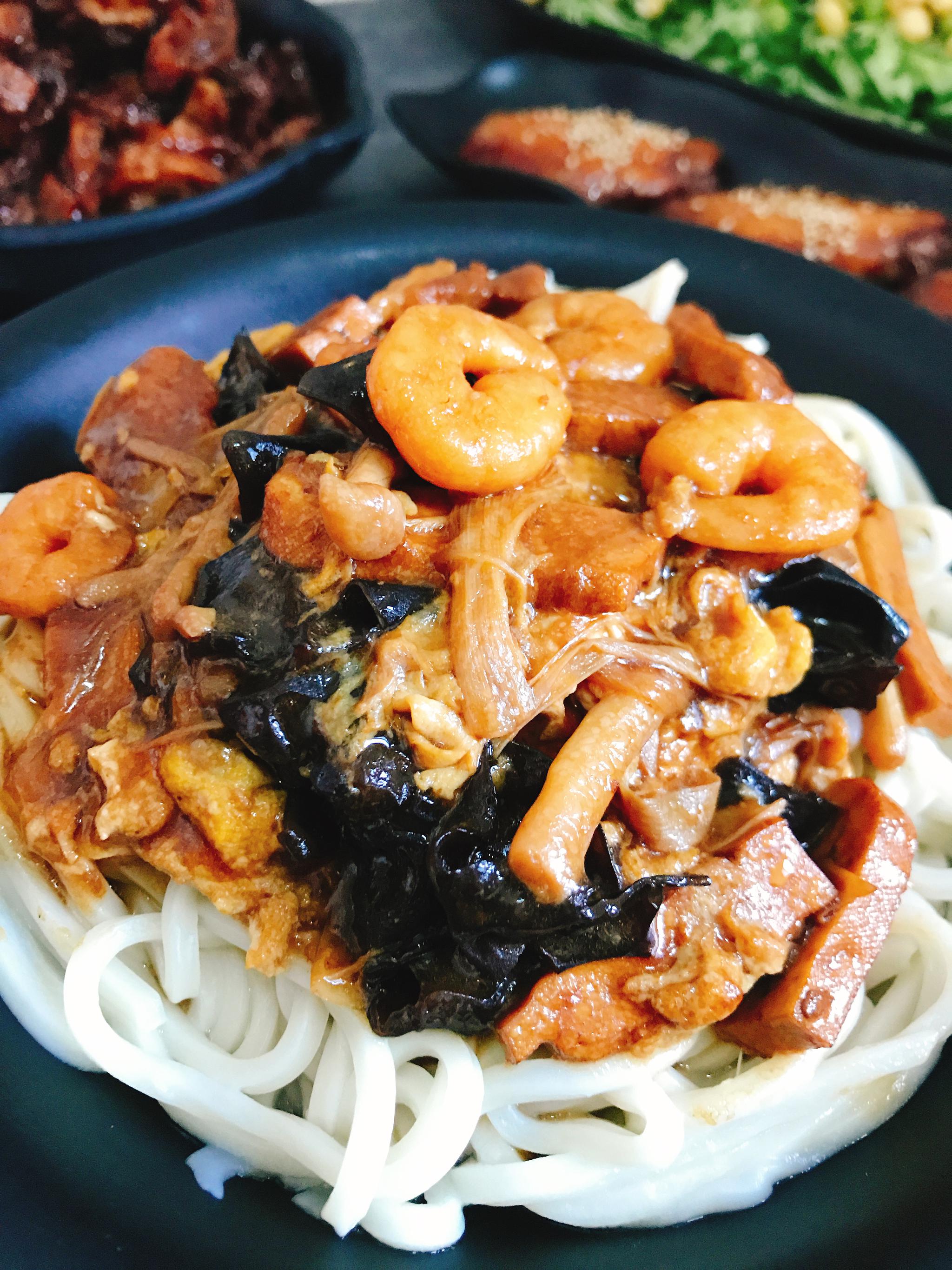 老天津卫最爱的三鲜打卤面天津宝宝结婚那天必吃的喜面