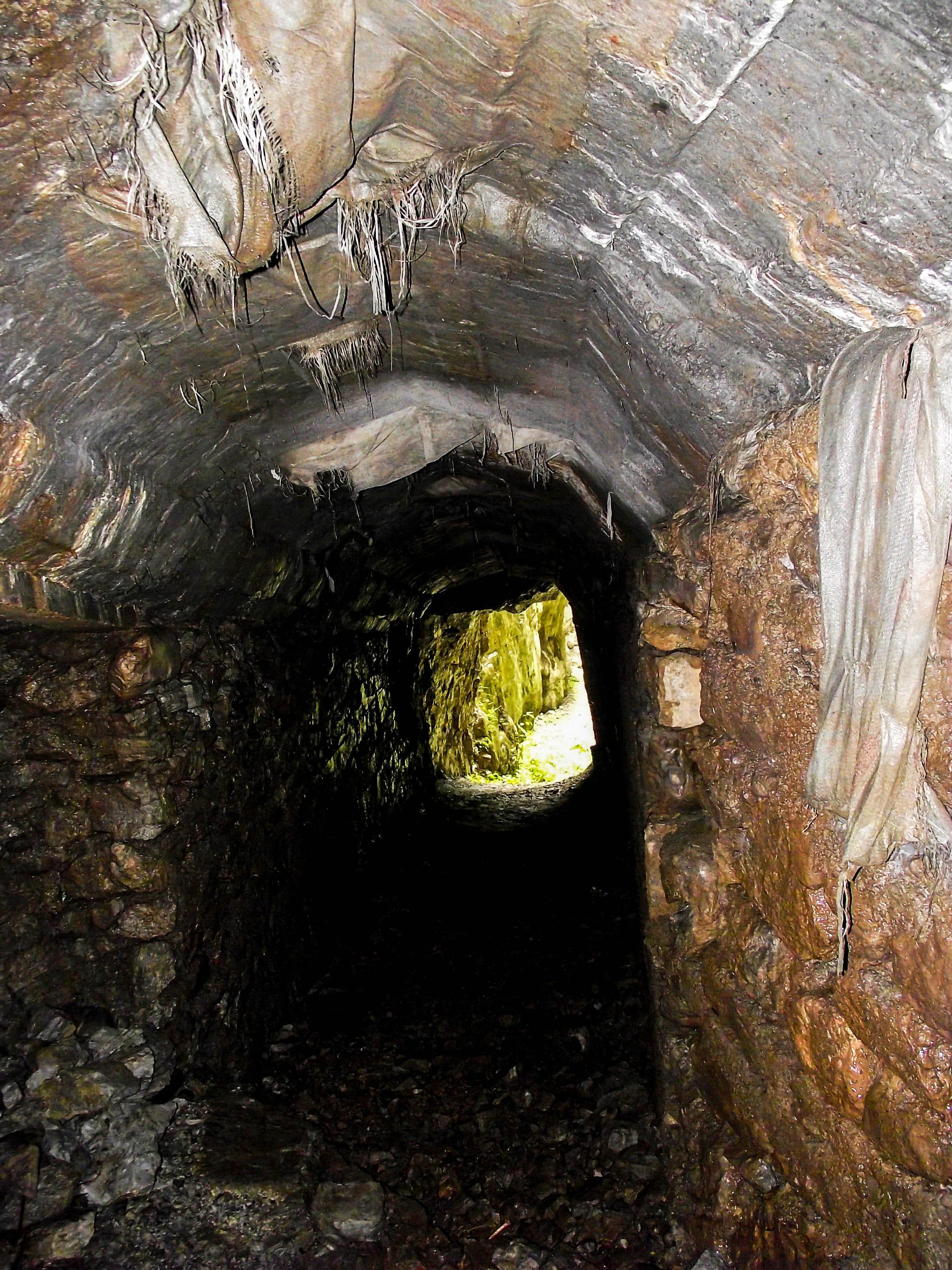 中国唯一不允许外国人进入的景点,范冰冰有部获奖电影在此拍摄