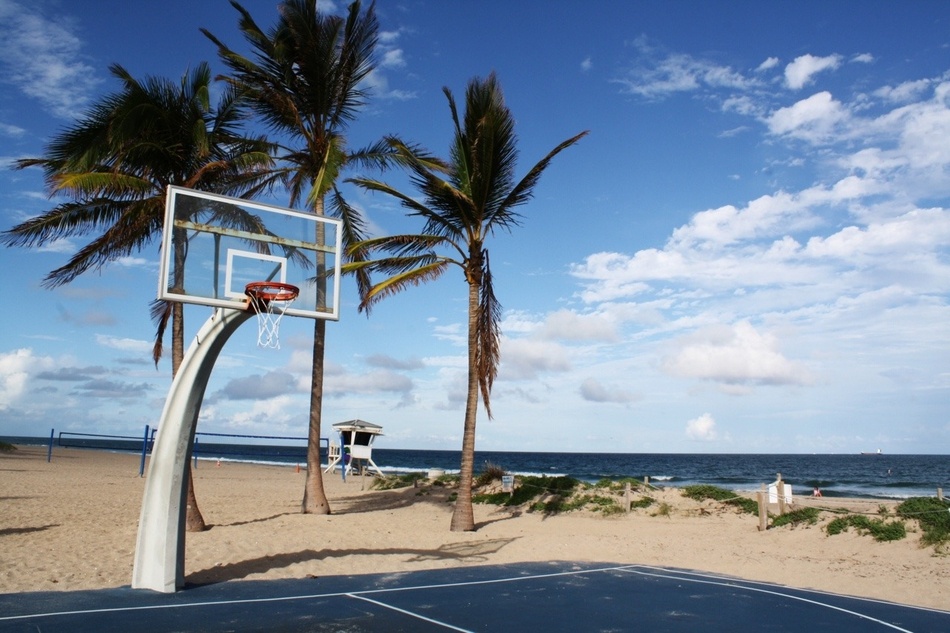 一起来欣赏那些来自世界各地的,美得令人窒息的篮球场