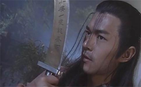 男主角,被喻为"天下第一名侠",百年武林世家沈家"九州王"沈天君的传人