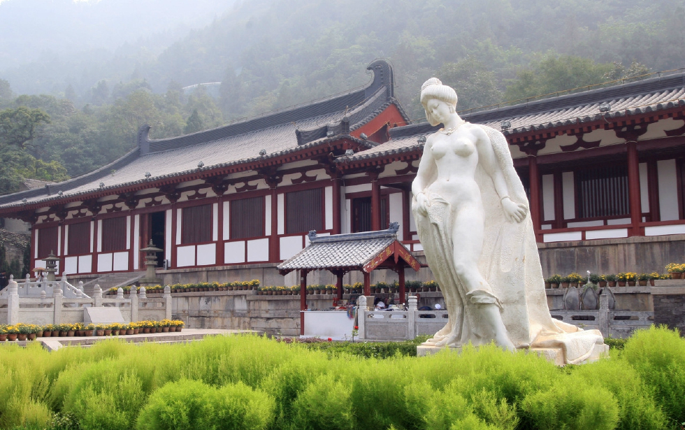 很有古代园林的风范(图片来自东方ic)华清宫遗址,华清池,杨贵妃汉白玉