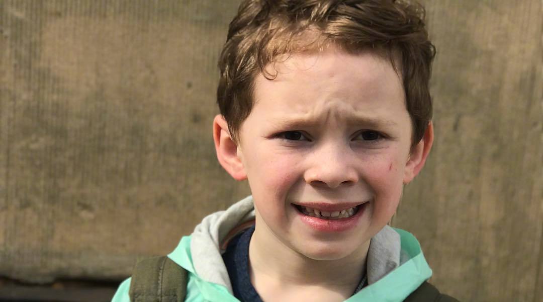 看看表情包小网红gavin thomas的劲爆舞姿,腿抖的很厉害了! .