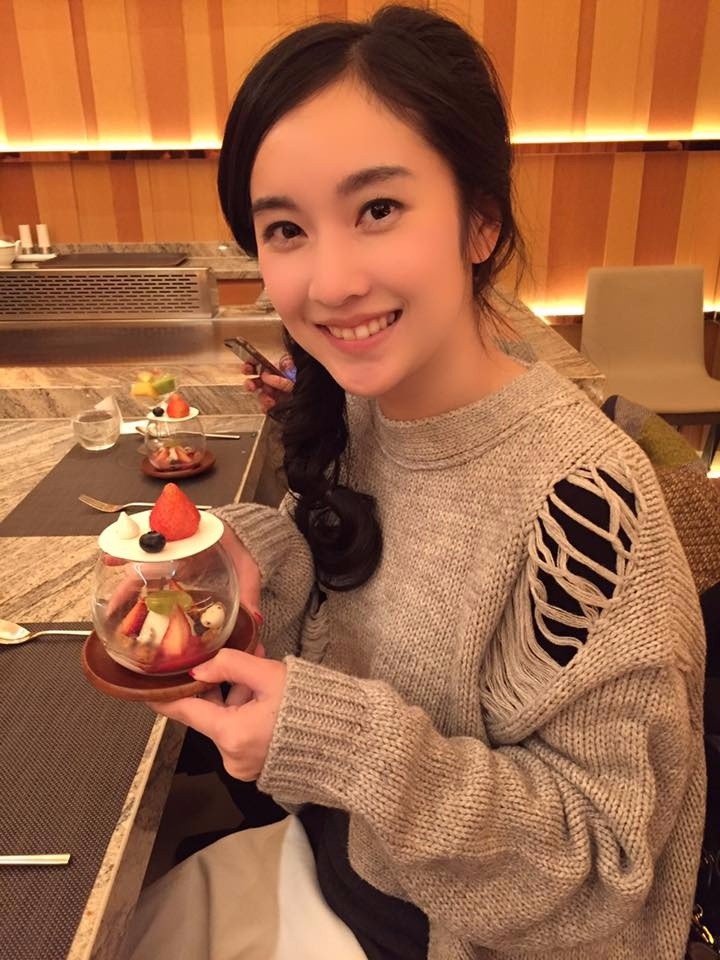 美女模特摄影清纯女主播李佳玲养眼图集可爱大方