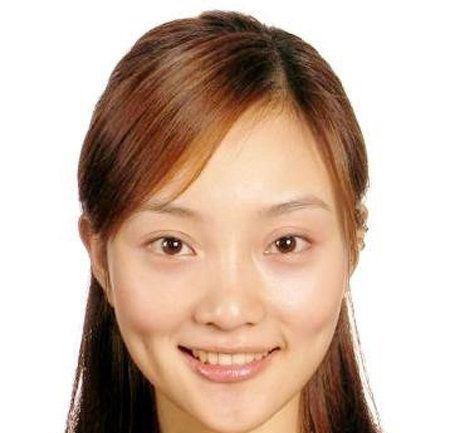 国内女星证件照, 热巴从小美到大, 赵丽颖变化大, 她一脸麻子丑哭