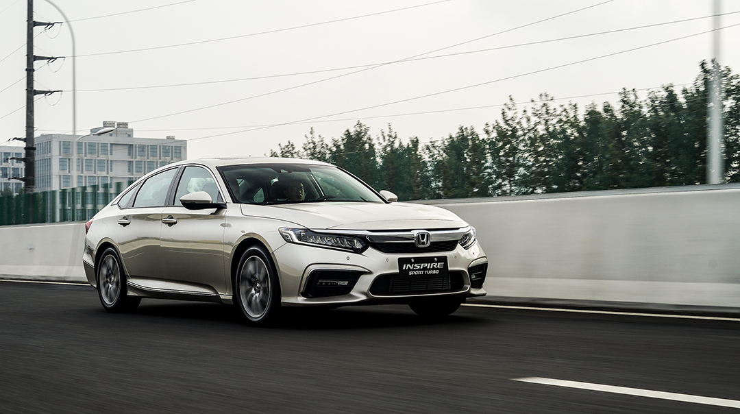 首试!本田新旗舰轿车杀到,轴距2米8,配置比雅阁还高