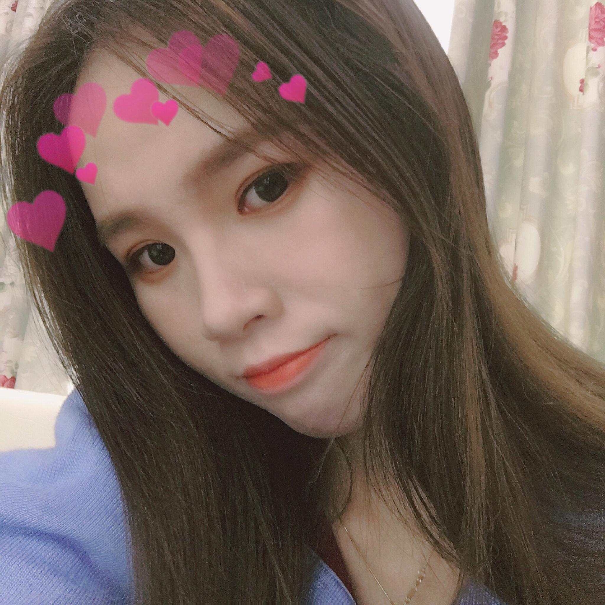 江西女孩  97年天蝎座爱好练字  唱歌   拍照毕业于广东省旅游学校