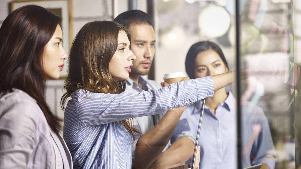 外国人:中日韩长得太像了,怎么区分?中国网友热情支招