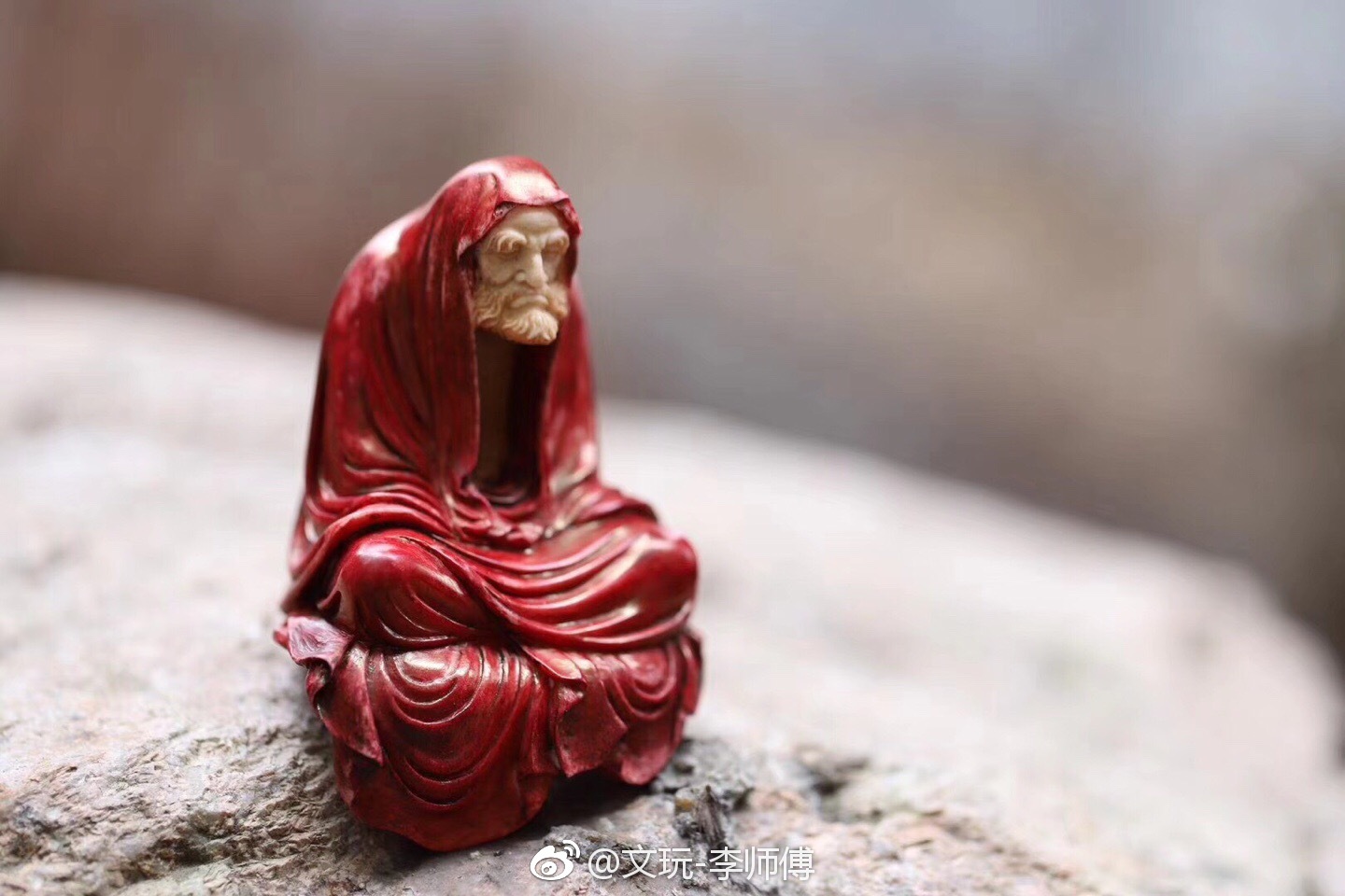禅宗二祖慧可见初祖达摩祖师时说:"我的心不安,请师父为我安心