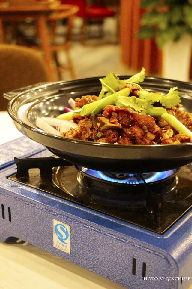 正宗石山羊!红酒配极品生蚝,现场版钢琴独奏!