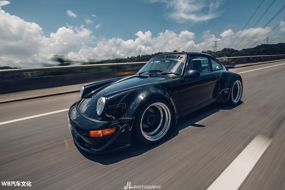 看照片就能感受到他的故事！经典老车保时捷RWB 964-新浪汽车