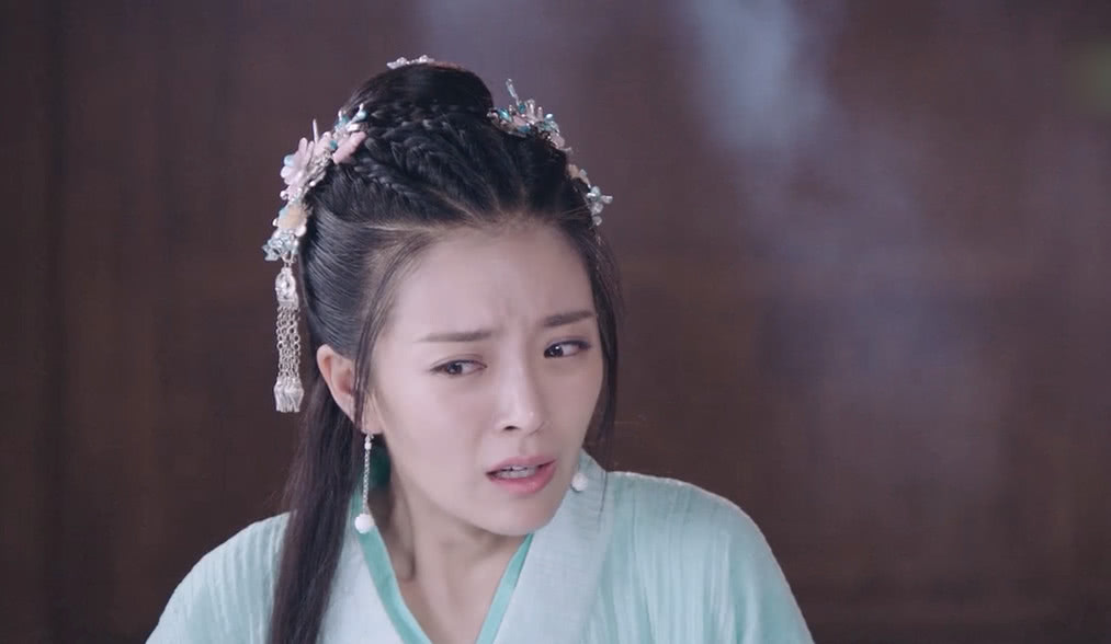 萌妻食神女厨叶佳瑶穿越古代玩美女救英雄