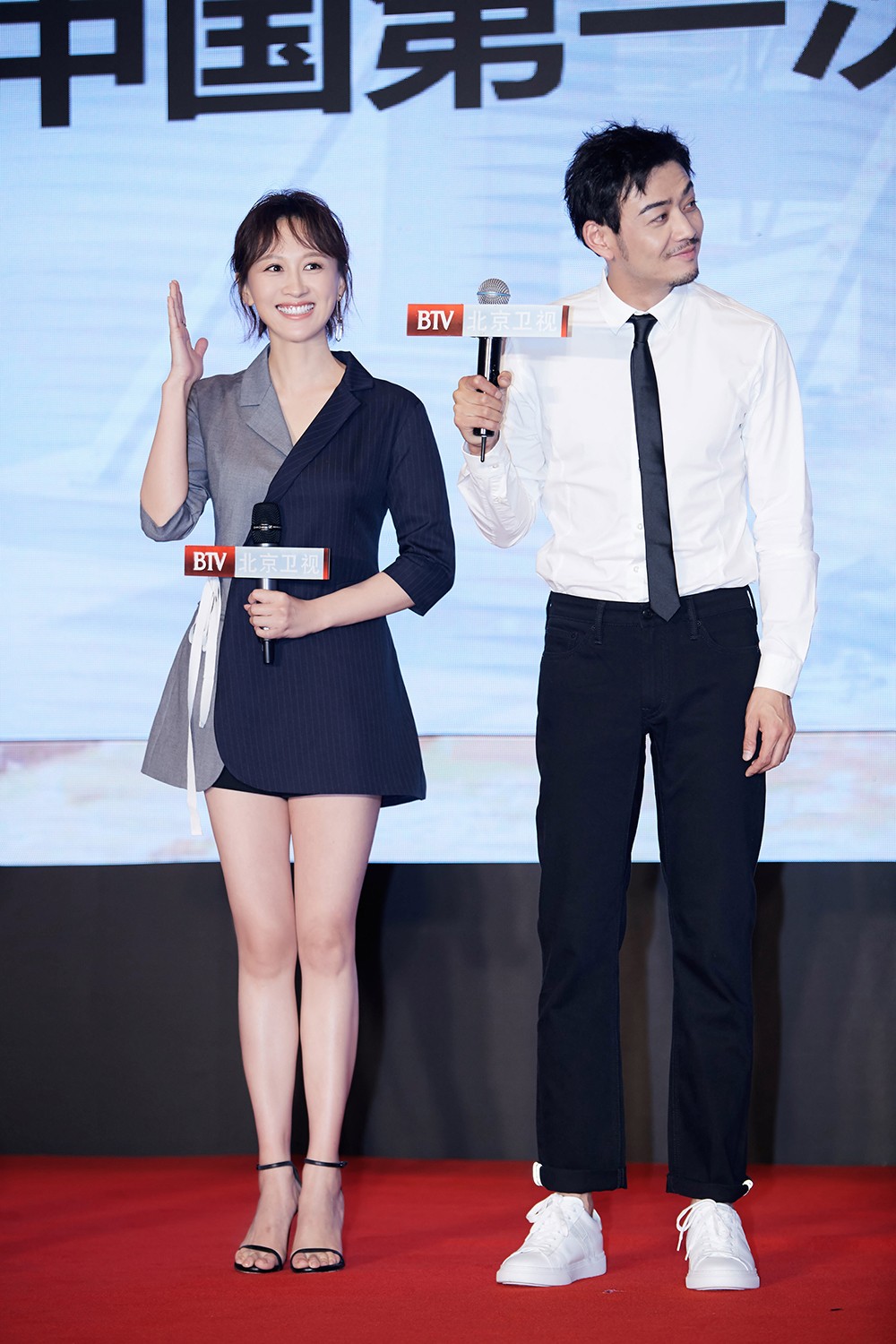 发布会现场,练练评价杨烁是"非常非常优秀的男演员",二人"一见如故".