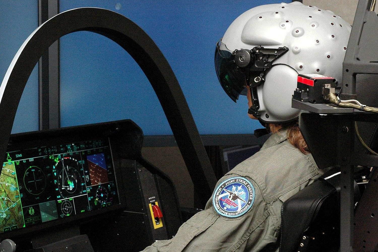 一个头盔就值二百万,美军f22都没配