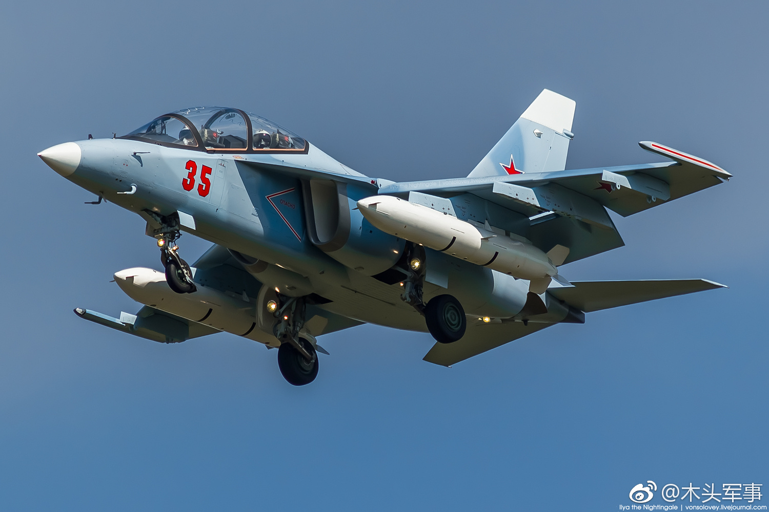 2018年第3批3架雅克-130交付俄军据报道,2018年7月24日,3架全新雅克