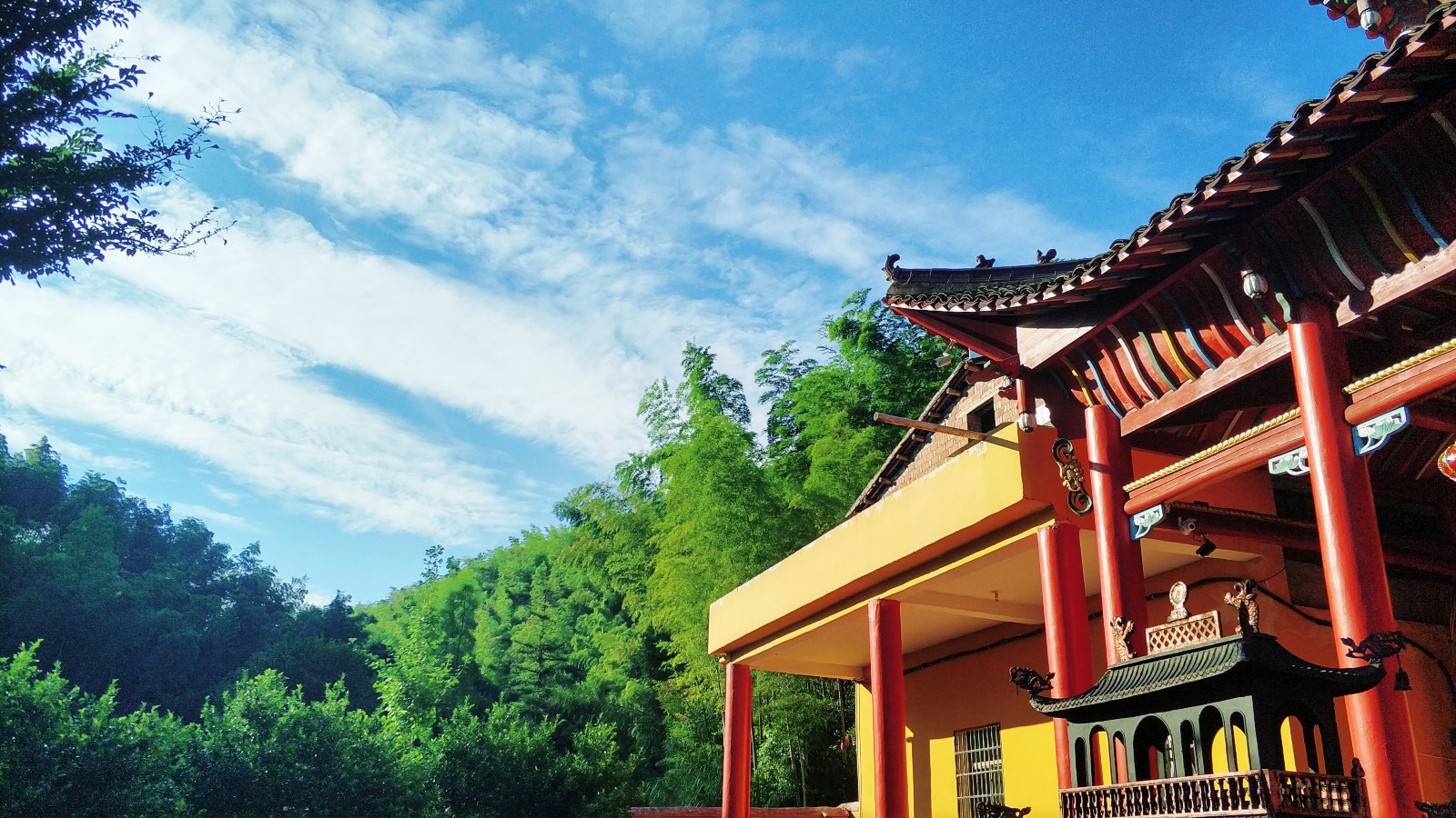 江西省抚州市崇仁县龙济寺独有的幽静