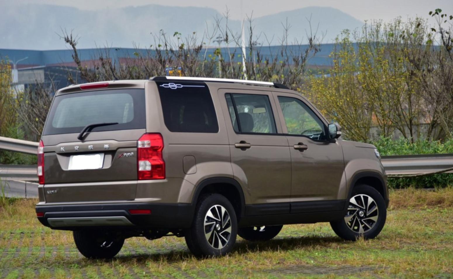 长安完成了路虎的使命, "复活"发现4, 7座suv, 预售价5.99万起