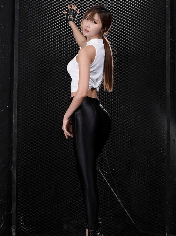 皮裤的美搭如此穿法让人如何忘怀