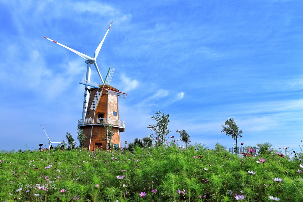 【黄龙界头庙风车小镇】:位于黄龙县界头庙镇 免费近年来,黄龙县经济