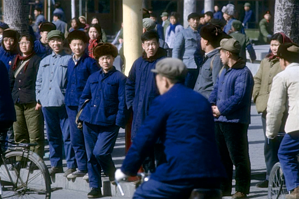 老照片 | 北京旧影,1972年2月.约翰·多米尼斯|摄影|多米尼斯|老照片_