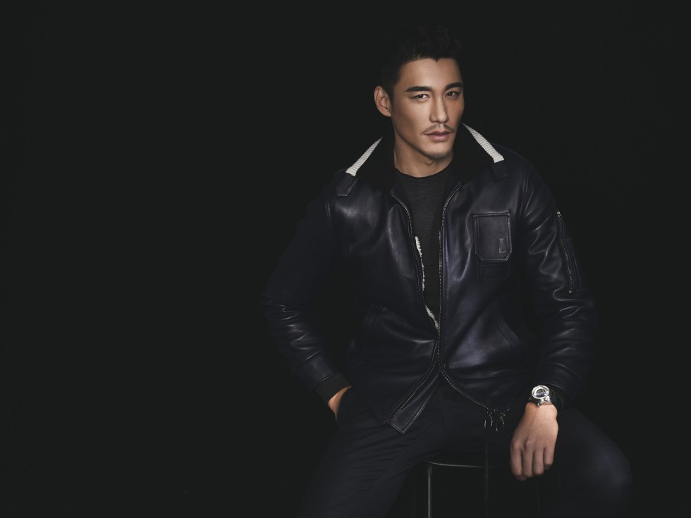 胡兵发布全新大片 向世界展示"中国绅士"修养