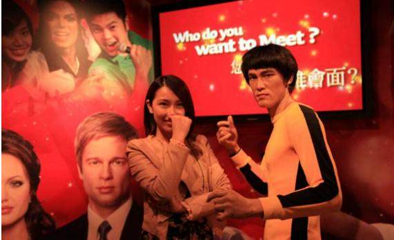 李小龙摸鼻子不是为了耍酷,居然是这个原因让人十分意外!