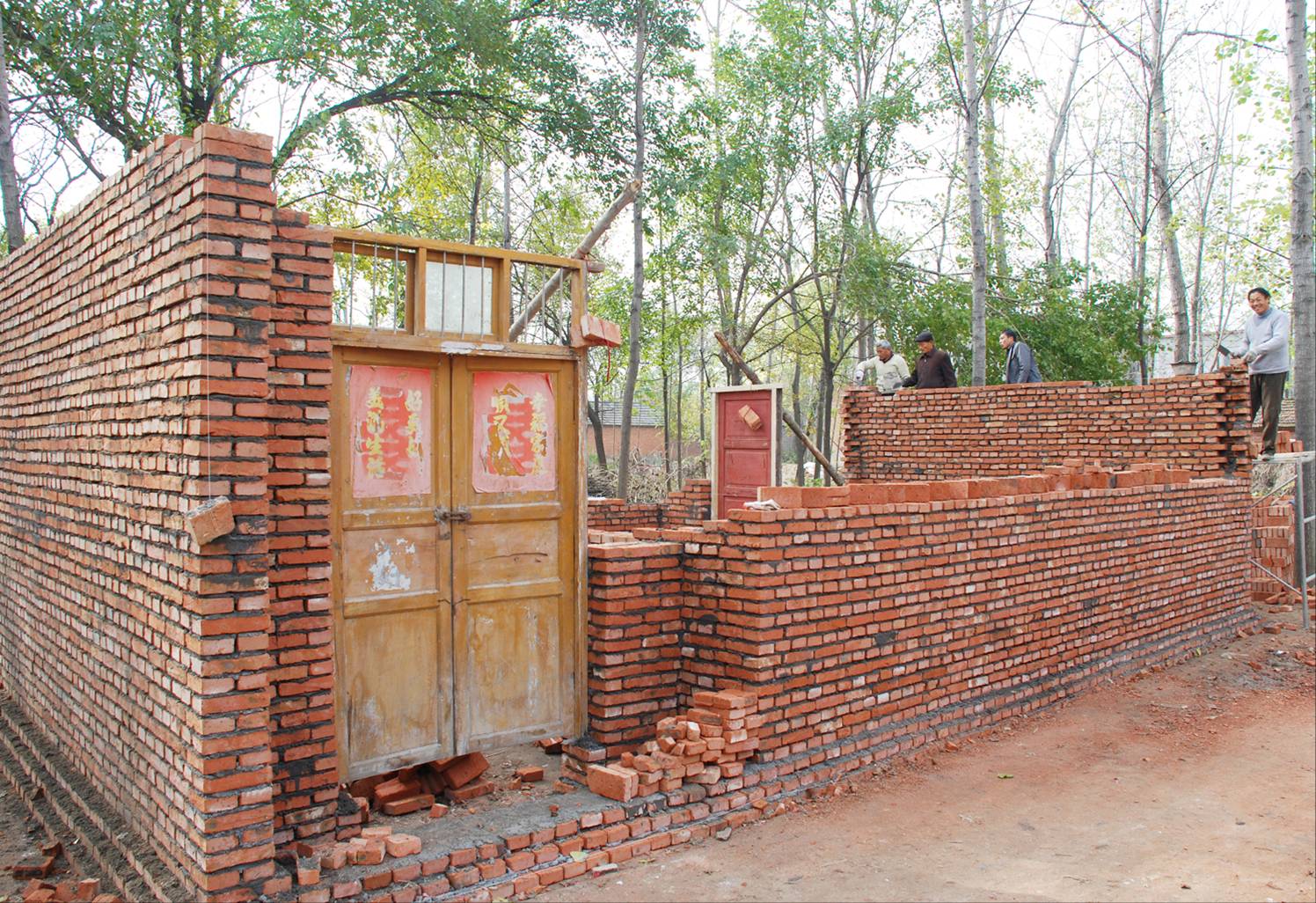 农村危房改造补贴上万元,三类人拿不到,三类人会遭处罚!