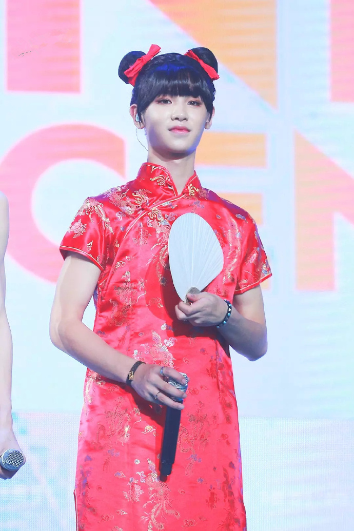 ninepercent武汉见面会这造型是真的绝