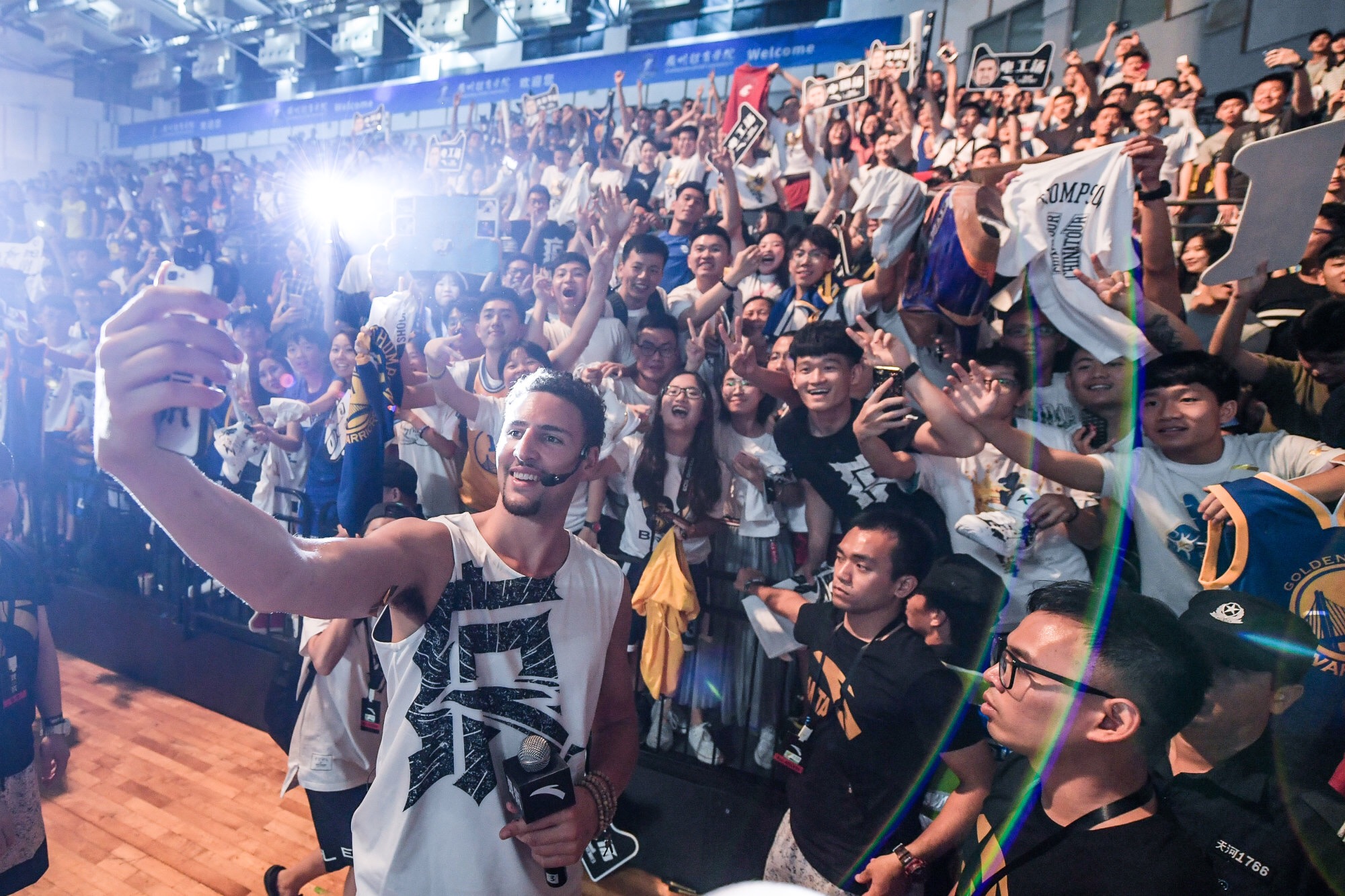 来自全国的 球手齐聚羊城,克莱·汤普森空降 终极对决