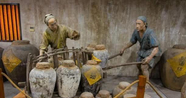 古代人的酒量到底有多大,为何喝那么多酒还不醉?说出来你都不信