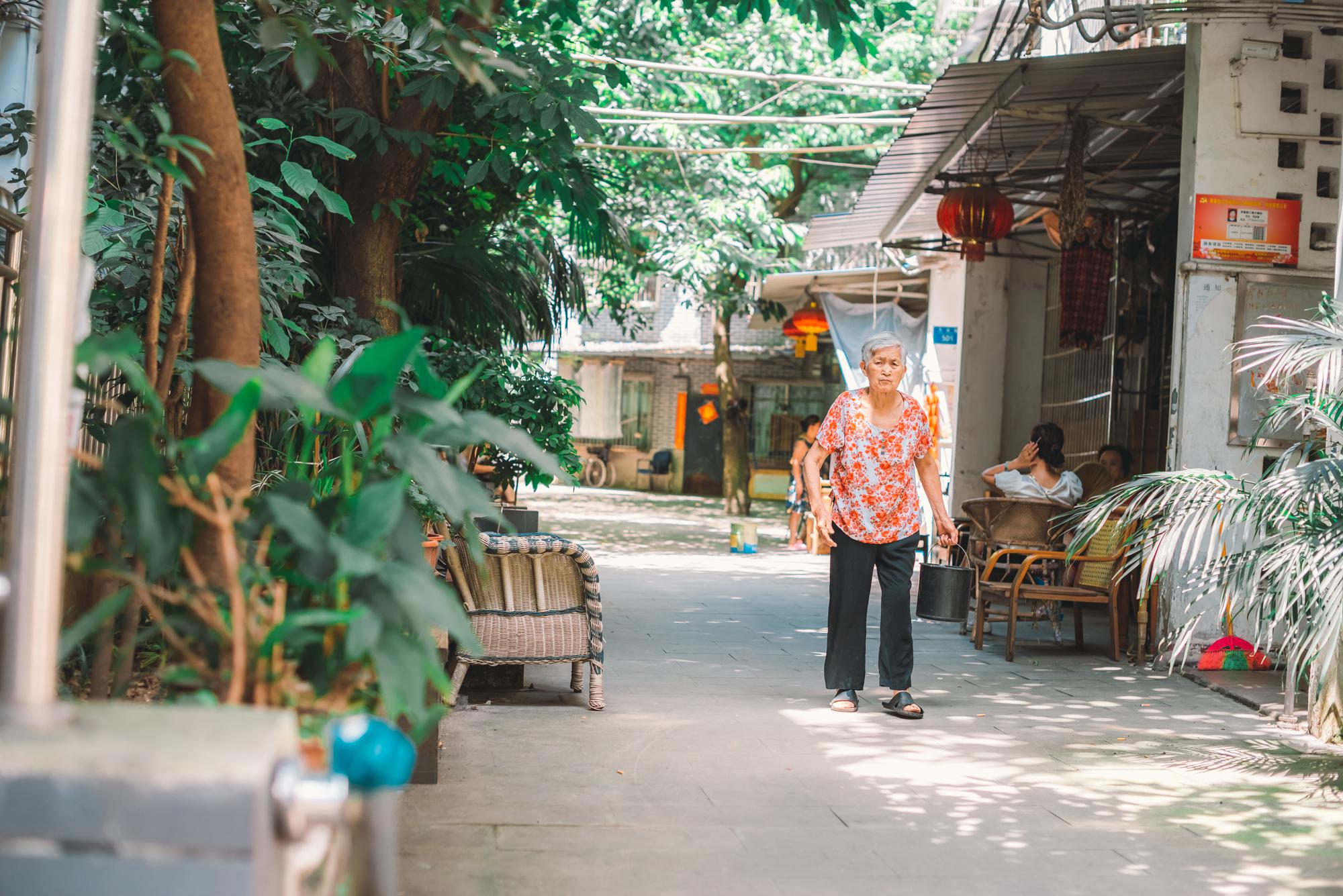 去重庆的山城步道,感受重庆人的生活气息