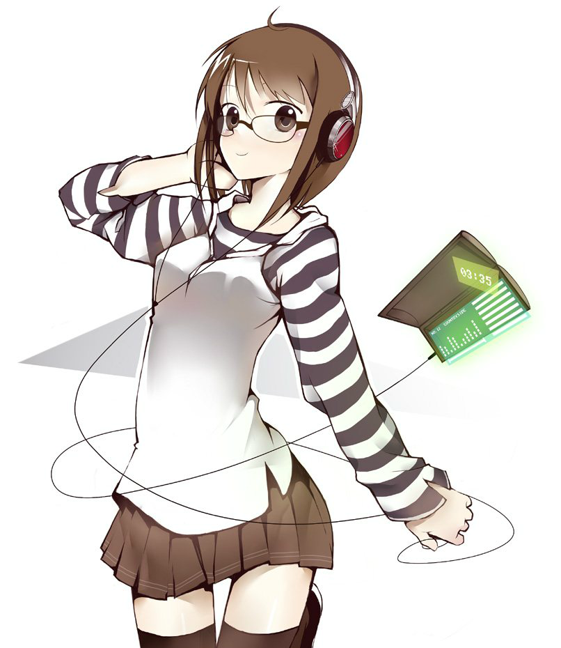 动漫图片带耳麦的小姐姐