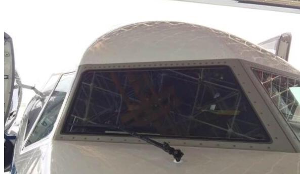 惊心动魄!从川航"破窗"事件 看飞机风挡玻璃到底有多重要!