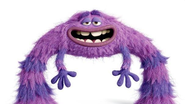 的车身改装成了好几个颜色看上去就像《怪兽大学》里面的打怪兽art